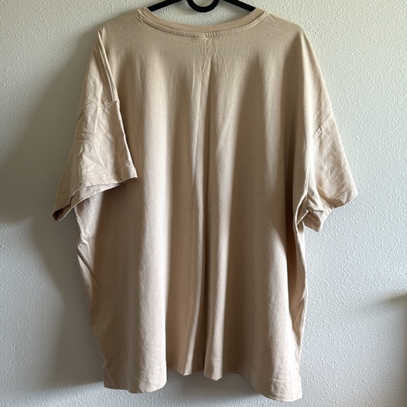 Women’s Old Navy XXL Oversized Basic Lounge Tee - Worn only one time! Very new! - Picture 3 of 9